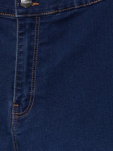 Pull&Bear Slimfit Shorts in Blau