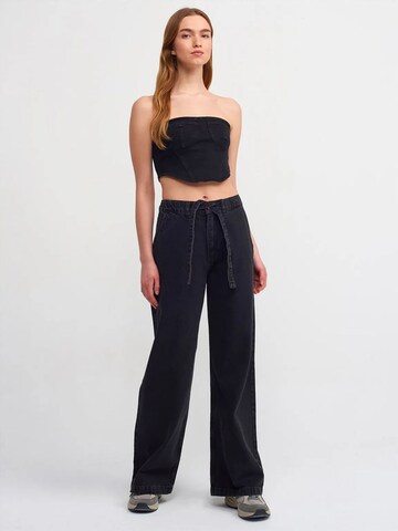 Dilvin Top in Black