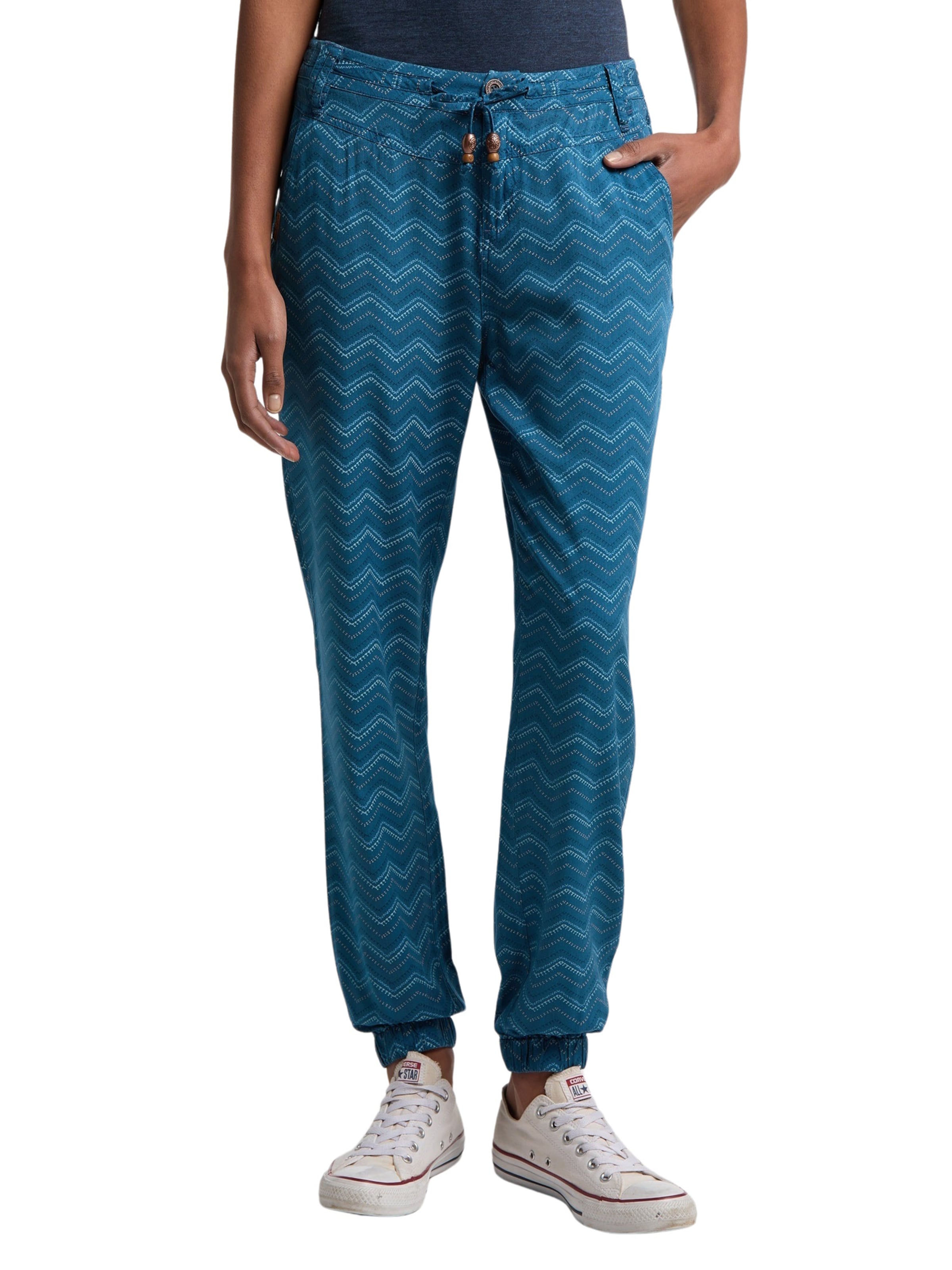 Ragwear Tapered Housut 'Talin Chevron' värissä sininen: etupuoli