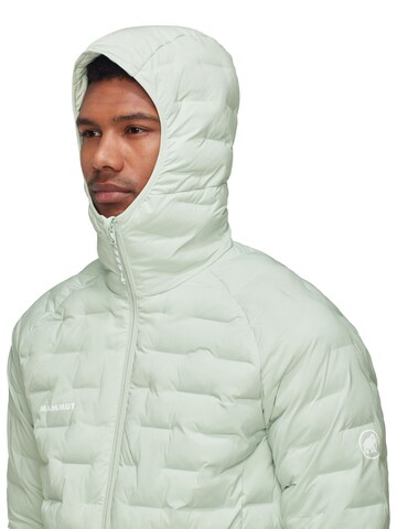 MAMMUT Outdoor jacket in Green