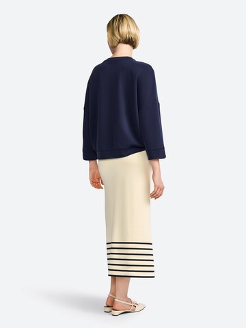 Rich & Royal Sweatshirt i blå