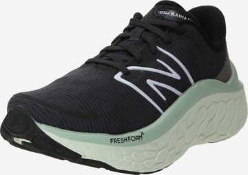 Chaussure de course 'Kaiha' new balance en noir : devant