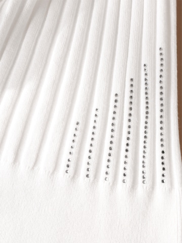 heine Пуловер в бяло