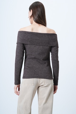 Trend Alaçatı Stili - Camiseta en marrón