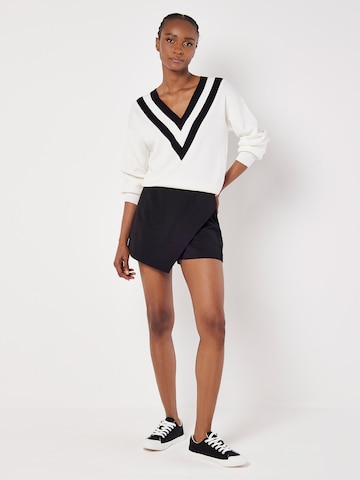 Pull-over Apricot en blanc