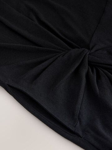 Next Рокля в черно