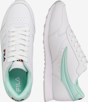 Baskets basses 'ORBIT' FILA en blanc