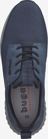 bugatti Sneakers laag in Blauw