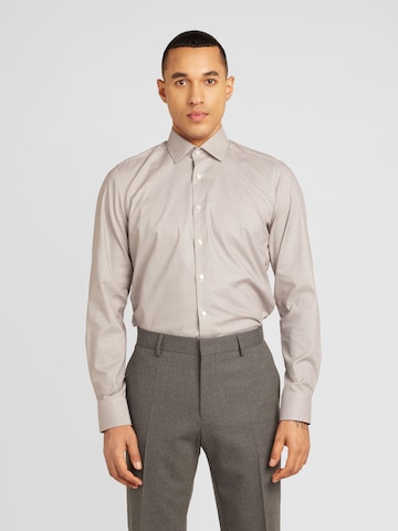 OLYMP - Ajuste estrecho Camisa de negocios en beige: frente