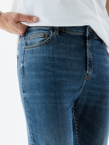 Pull&Bear Skinny Jeans in Blauw