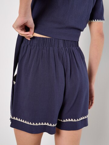 Regular Pantalon ' ' Apricot en bleu