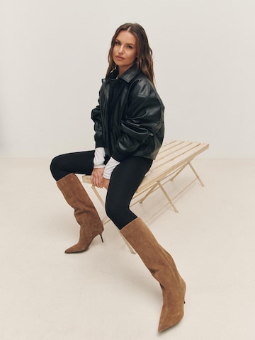 WÔNE STUDIOS regular Κολάν σε μαύρο