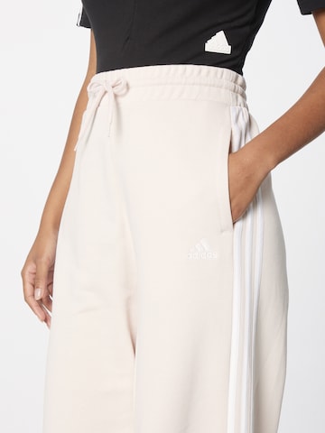 ADIDAS SPORTSWEAR Wide leg Παντελόνι φόρμας 'Essentials 3-Stripes French Terry Wide' σε μπεζ