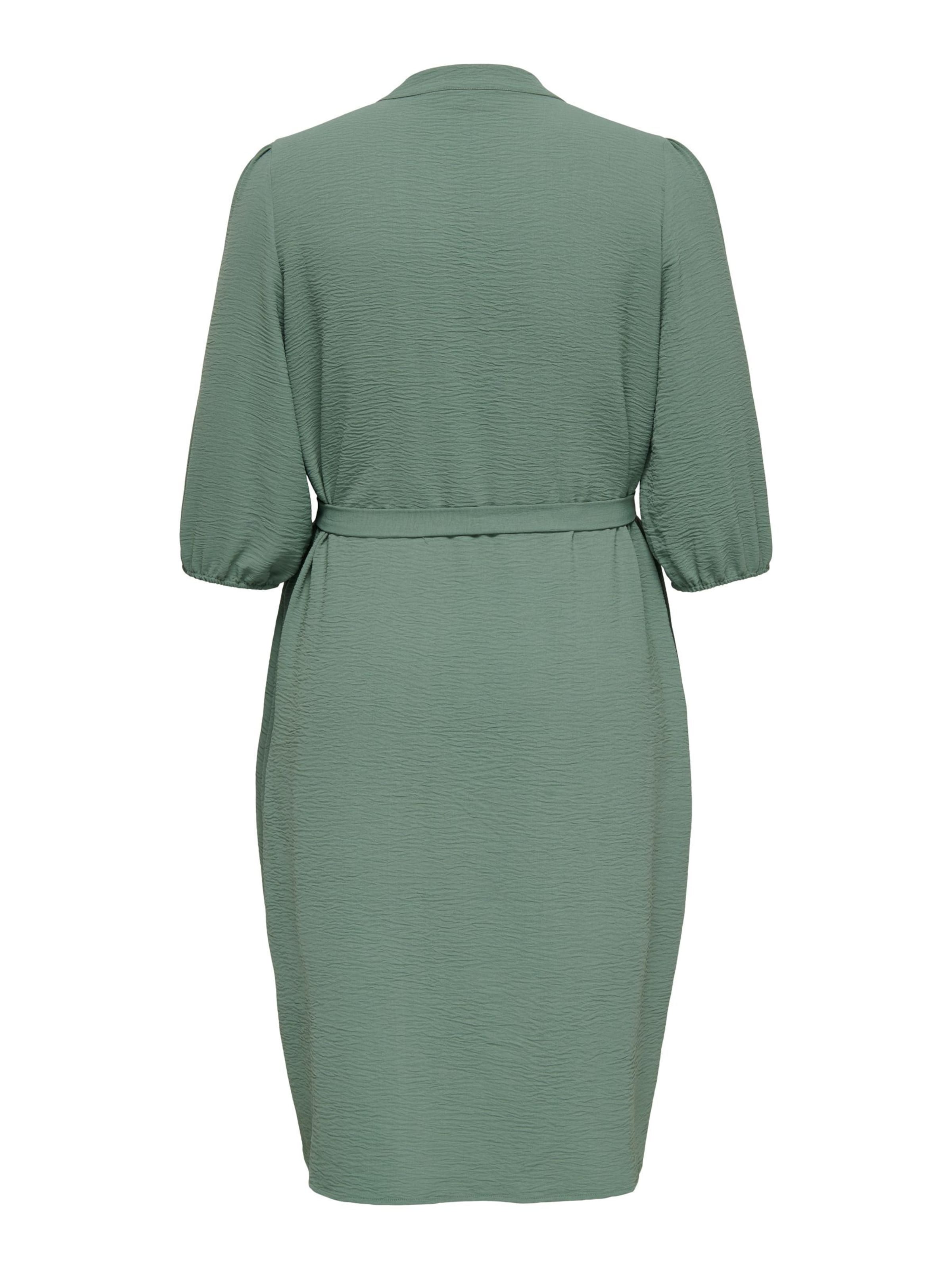 Robe-chemise 'CARPlana' ONLY Carmakoma en vert