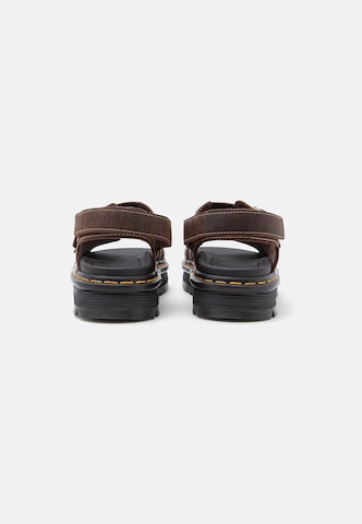 Dr. Martens Sandały 'ZebZag' w kolorze brązowy