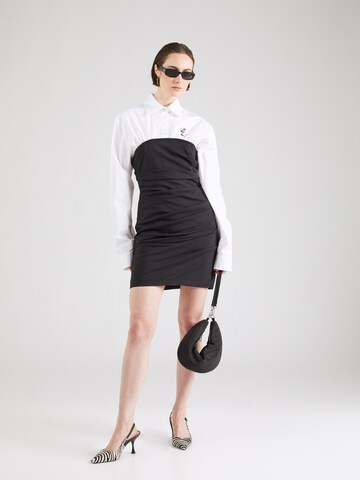 Abito camicia di Moschino Jeans in nero: frontale