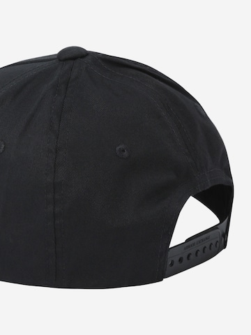 ARMANI EXCHANGE - Gorra en negro