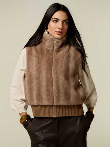 oltre Vest in Beige