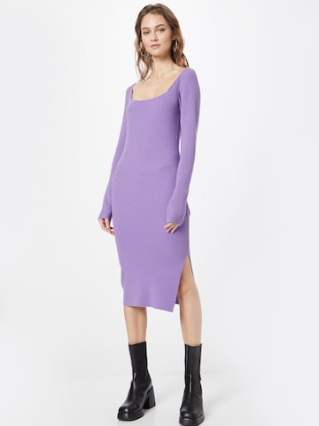 Oval Square - Vestido de malha 'Floor' em roxo: frente