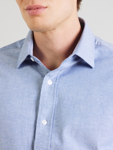 Coupe slim Chemise MOS MOSH en bleu