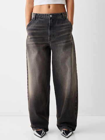 Bershka Wide leg Jeans in Black: front