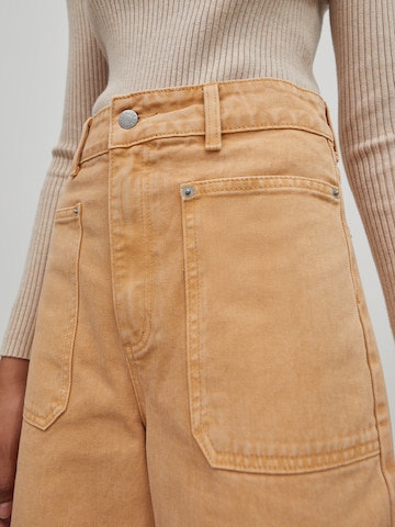EDITED Wide leg Jeans 'Susa' in Beige