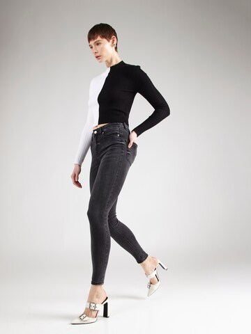 Skinny Jeans de la Dorothy Perkins pe negru