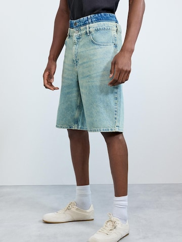 Desigual - Regular Calças de ganga 'Bermuda' em azul