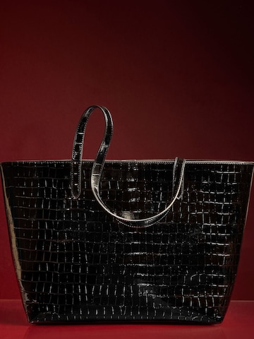 Lipsy Shopper in Schwarz