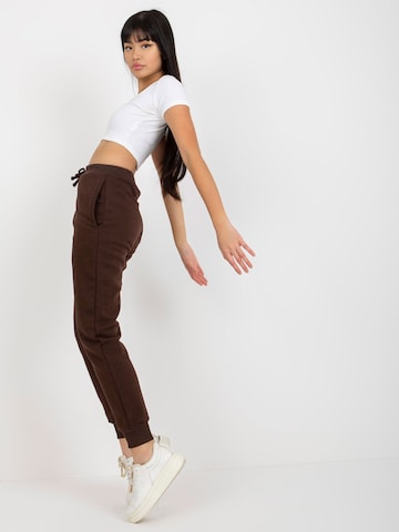 Madnezz House Slimfit Hose '2003.02' in Braun
