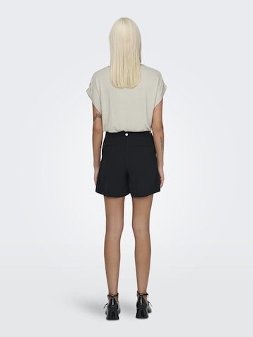 ONLY Regular Pleat-Front Pants 'Leila' in Black