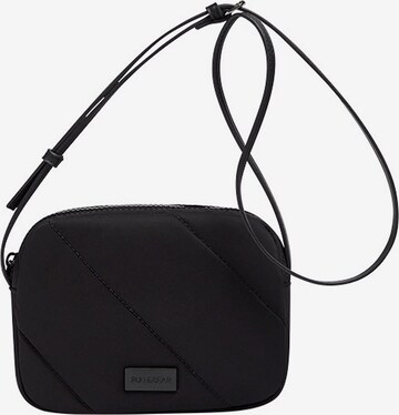 Pull&Bear Crossbody bag in Black: front