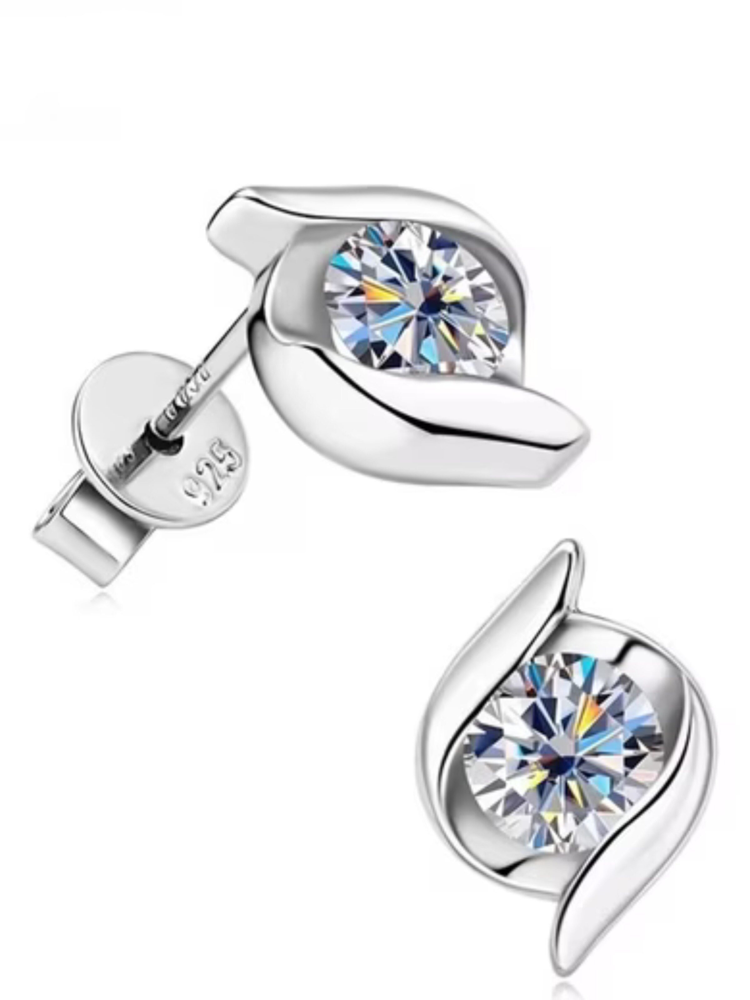 ROUGEMONT Jewellery Ohrringe 'Funkelnde Moissanit Ohrstecker mit Echtheitszertifikat' in Silber: Vorderseite