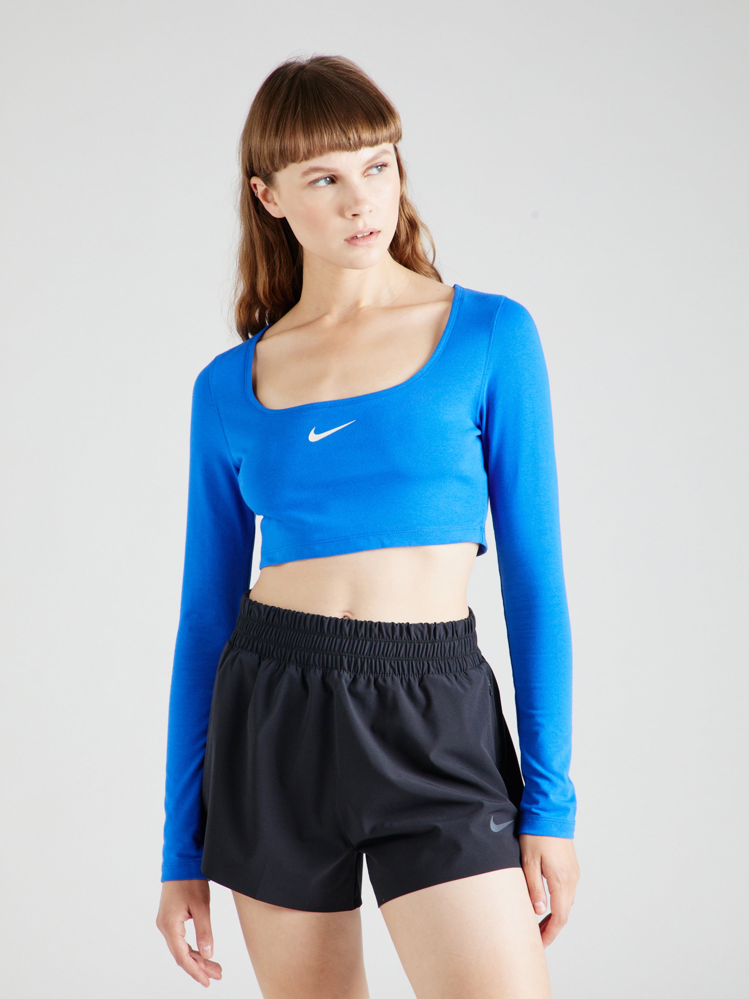 royal blue nike crop top