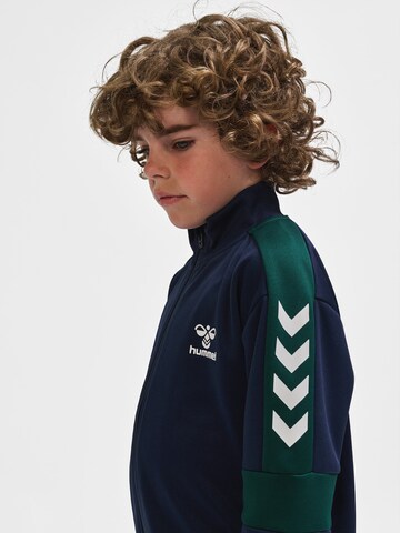 Hummel Sweatjacke in Blau