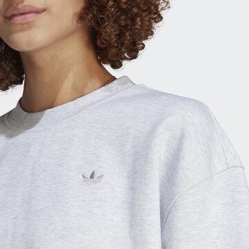 ADIDAS ORIGINALS Sweatshirt 'Premium Essentials' in Grau