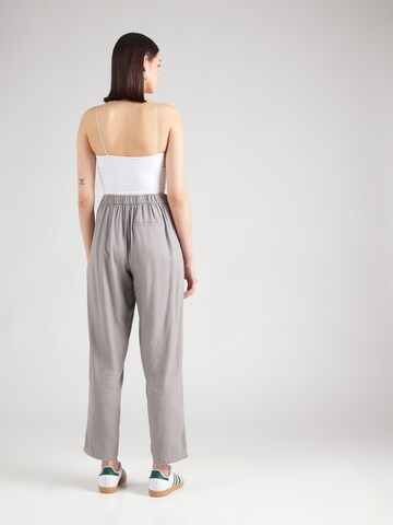 Loosefit Pantalon à pince 'JDYMAYA' JDY en gris