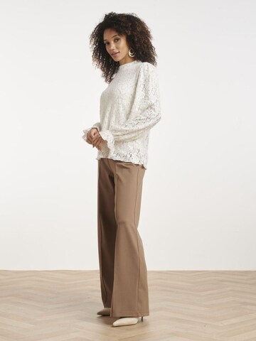 Smashed Lemon Blouse in White