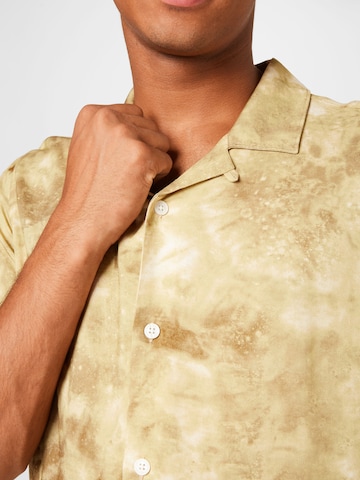 WEEKDAY Regular fit Button Up Shirt in Beige