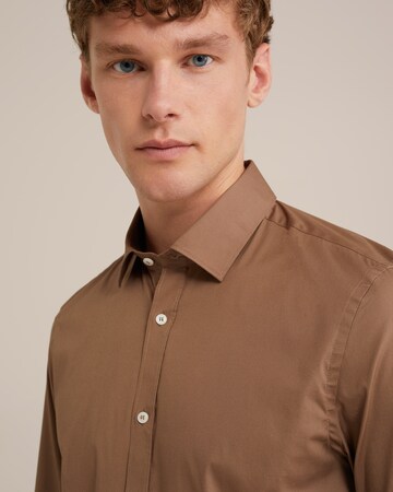 WE Fashion Slim fit Button Up Shirt in Brown