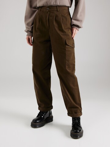 Carhartt WIP - Tapered Pantalón cargo 'Collins' en verde: frente