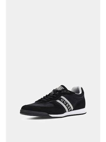 GUESS Sneaker in Schwarz: Vorderseite