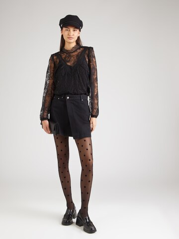 NÜMPH Bluse in Schwarz