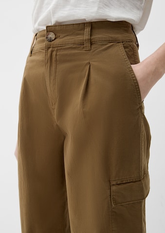 s.Oliver Tapered Cargo trousers in Green