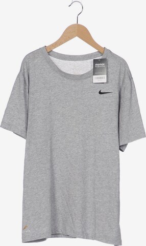 NIKE T-Shirt L in Grau: predná strana