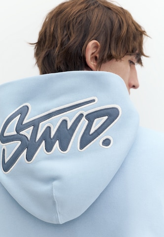 Bluză de molton 'STWD' de la Pull&Bear pe albastru