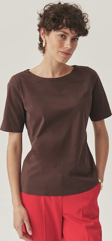 Bluză de la TATUUM pe maro: față