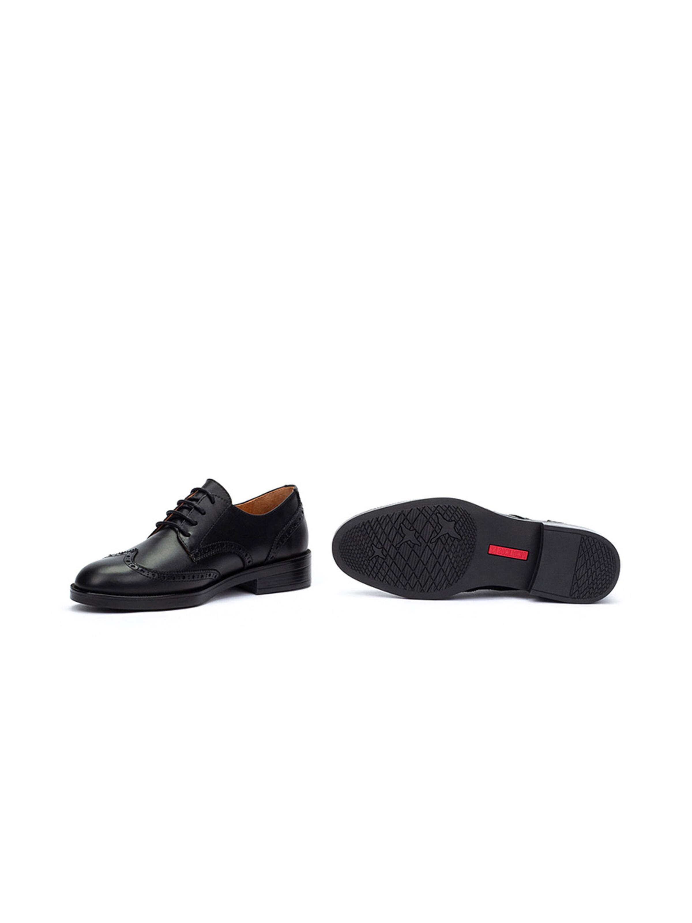 PIKOLINOS - Zapatos con cordón 'Puertollano' en negro