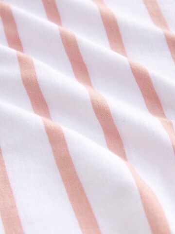 Next Shirt in Pink