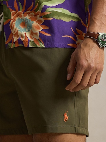žalia Polo Ralph Lauren Maudymosi trumpikės 'TRAVELER'